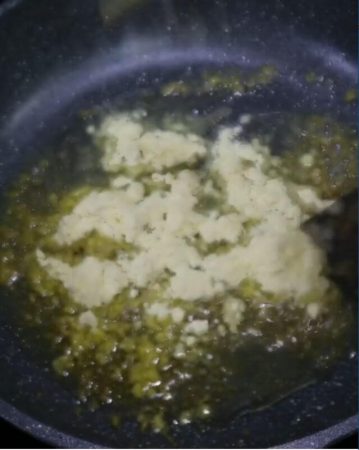 سس چیلی تای خانگی