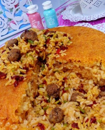 طرز تهیه قیمه لا پلو با گوشت چرخ کرده