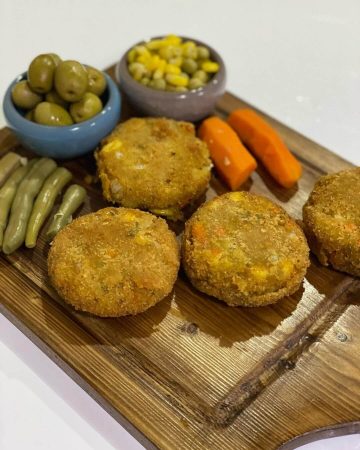 طرز تهیه کتلت سبزیجات رژیمی بدون گوشت در ماهیتابه و فر
