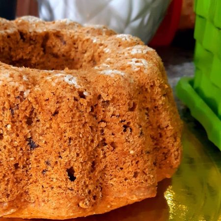 طرز تهیه کیک رژیمی با آرد جو دوسر و شیره انگور