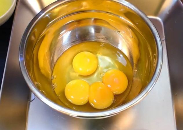 طرز تهیه کرم کارامل کلاسیک