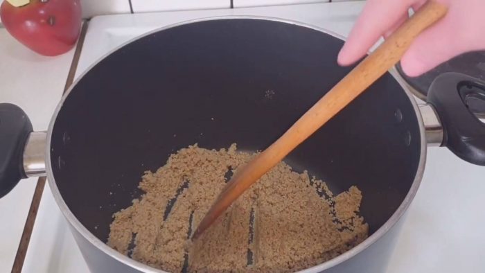 طرز تهیه حلوا با آرد جو دوسر