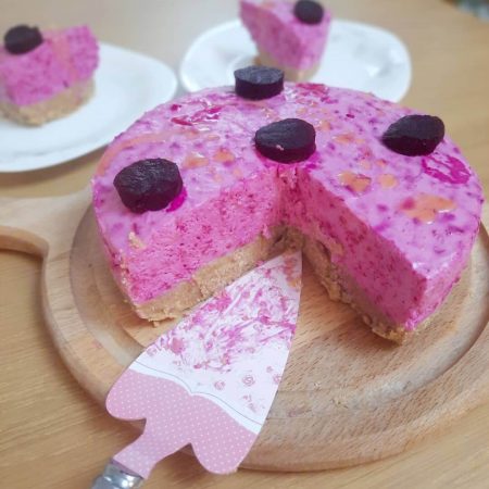 طرز تهیه چیز کیک لبو با بیسکویت ساقه طلایی
