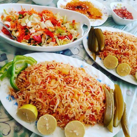 طرز تهیه دمپخت مرغ ریش ریش شده با سیب زمینی و گوجه خوشمزه و ارزان