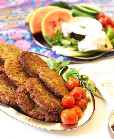 طرز تهیه کتلت لوبیا چشم بلبلی بدون گوشت خوشمزه و ساده