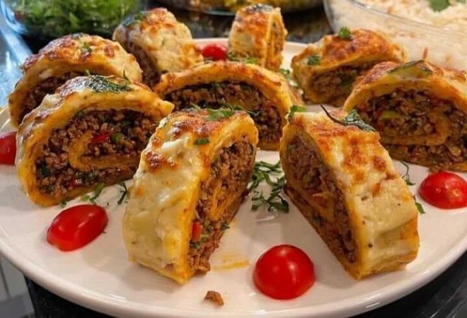 طرز تهیه رولت سیب زمینی با گوشت چرخ کرده
