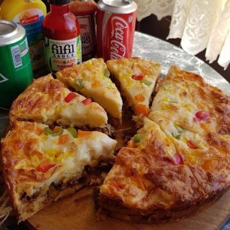 طرز تهیه کیک گوشت با پنیر پیتزا