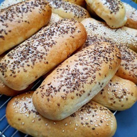 طرز تهیه نان ساندویچی با آرد گندم در خانه