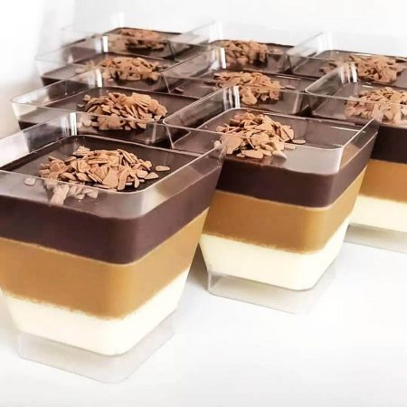 طرز تهیه کرم باواریا سه رنگ