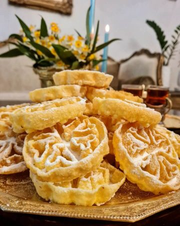 طرز تهیه شیرینی پنجره ای با پیمانه لیوان