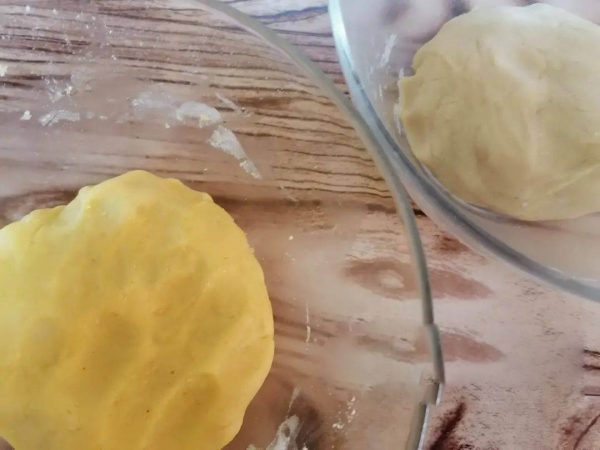 طرز پخت شیرینی برنجی با روغن مایع