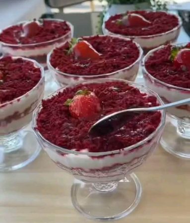 طرز تهیه دسر ردولوت خوشمزه و شیک و مجلسی