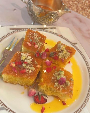 طرز تهیه کیک باقلوا نارگیلی