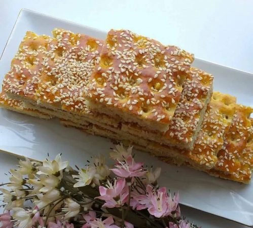 طرز تهیه نان قندی با ماست