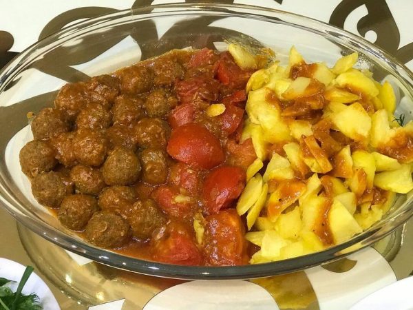 طرز تهیه خورشت کله گنجشکی با گوشت چرخ کرده