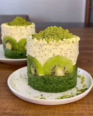 طرز تهیه دسر کیک اسفناج